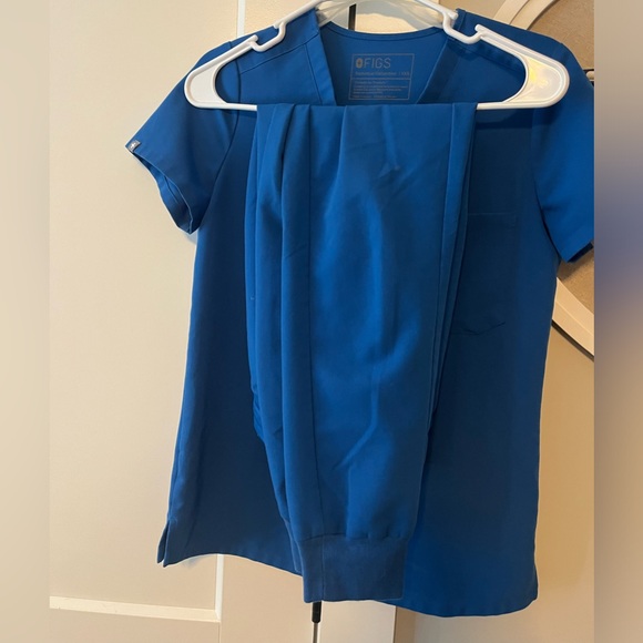 XXS Petite Figs Set Royal Blue, practically new! Only worn a handful of times - Picture 10 of 10